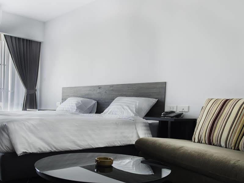 Winner Sriracha Serviced Apartment Sziracsa Kültér fotó