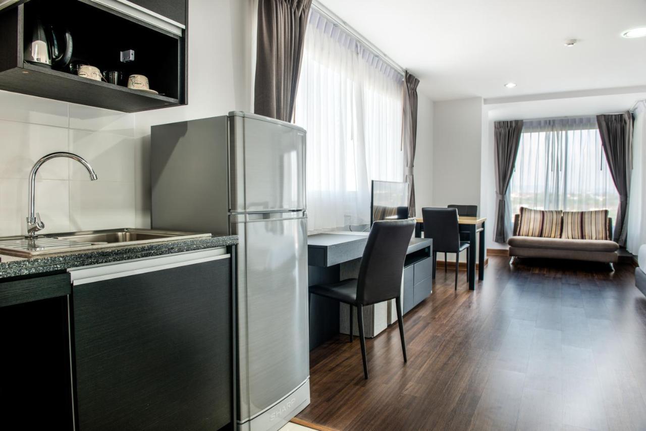 Winner Sriracha Serviced Apartment Sziracsa Kültér fotó