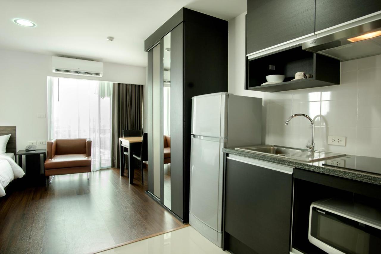 Winner Sriracha Serviced Apartment Sziracsa Kültér fotó