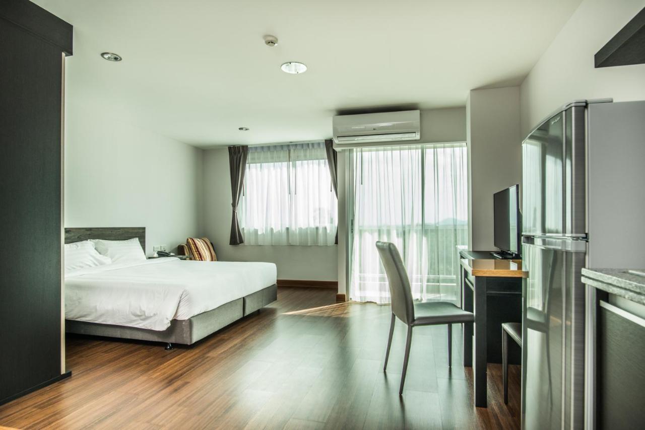 Winner Sriracha Serviced Apartment Sziracsa Kültér fotó